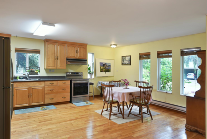 Dining Area Photo of 4382 Marble Road, Sechelt, BC