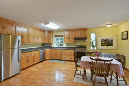 Family Room Photo of 4382 Marble Road, Sechelt, BC
