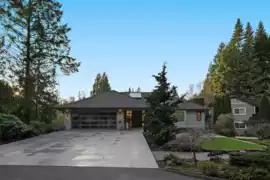 5361 Brookside Avenue, West Vancouver, BC