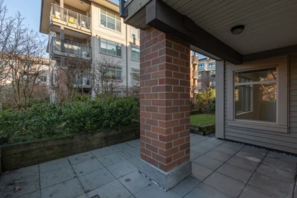 Swimming Pool Photo of 116 9299 Tomicki Avenue, Richmond, BC