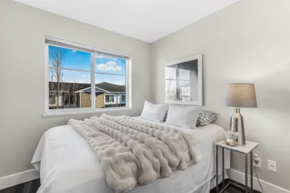 Office / Den Photo of 98 19433 68 Avenue, Surrey, BC