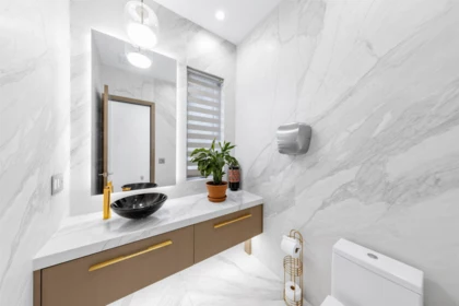 Laundry Room Photo of 515 Ballantree Road, West Vancouver, BC