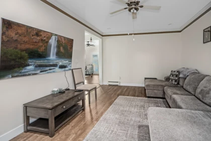 Basement Recreation Room Photo of 12414 92 Avenue, Surrey, BC