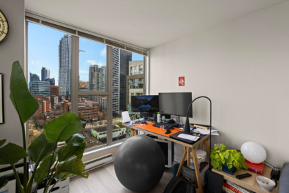 Office / Den Photo of 2005 1000 Beach Avenue, Vancouver, BC