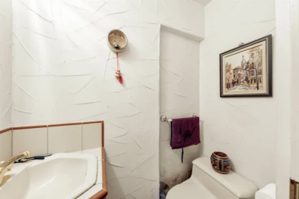 Laundry Room Photo of 1670 Ayleslynn Drive, North Vancouver, BC