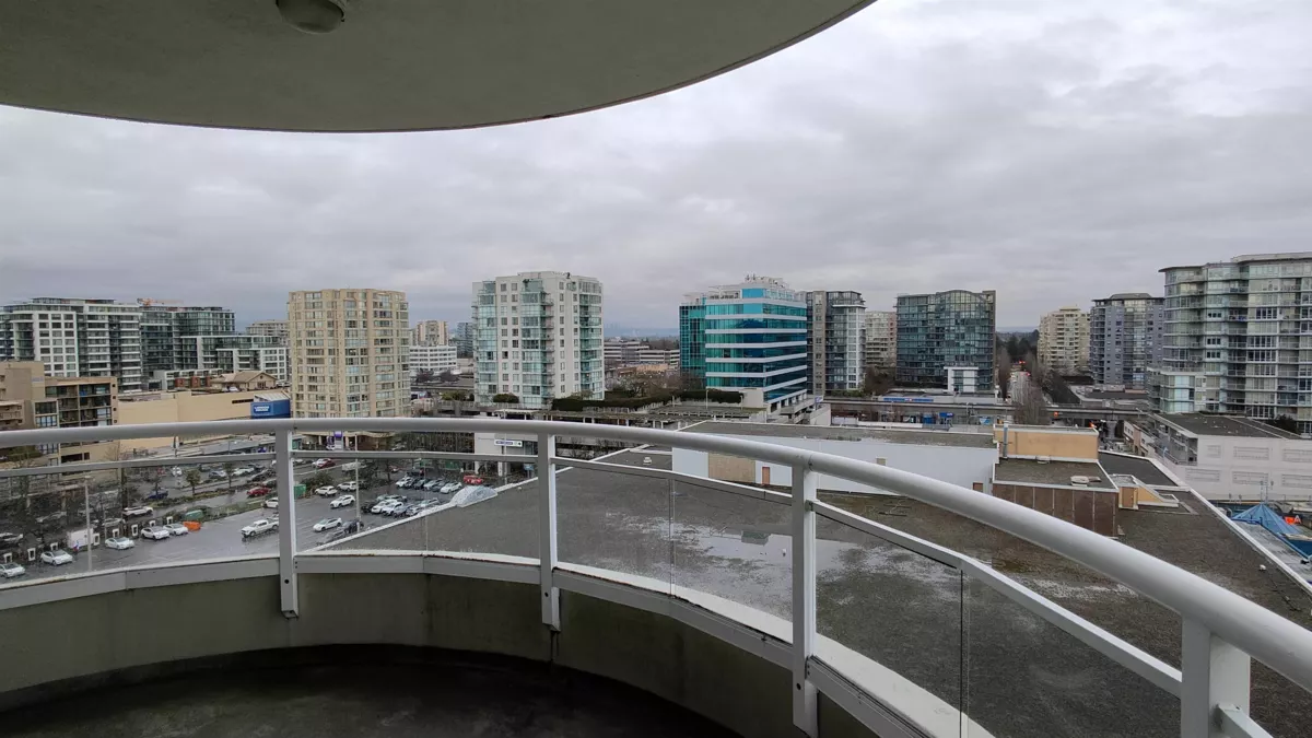 Laundry Room Photo of 1106 6080 Minoru Boulevard, Richmond, BC