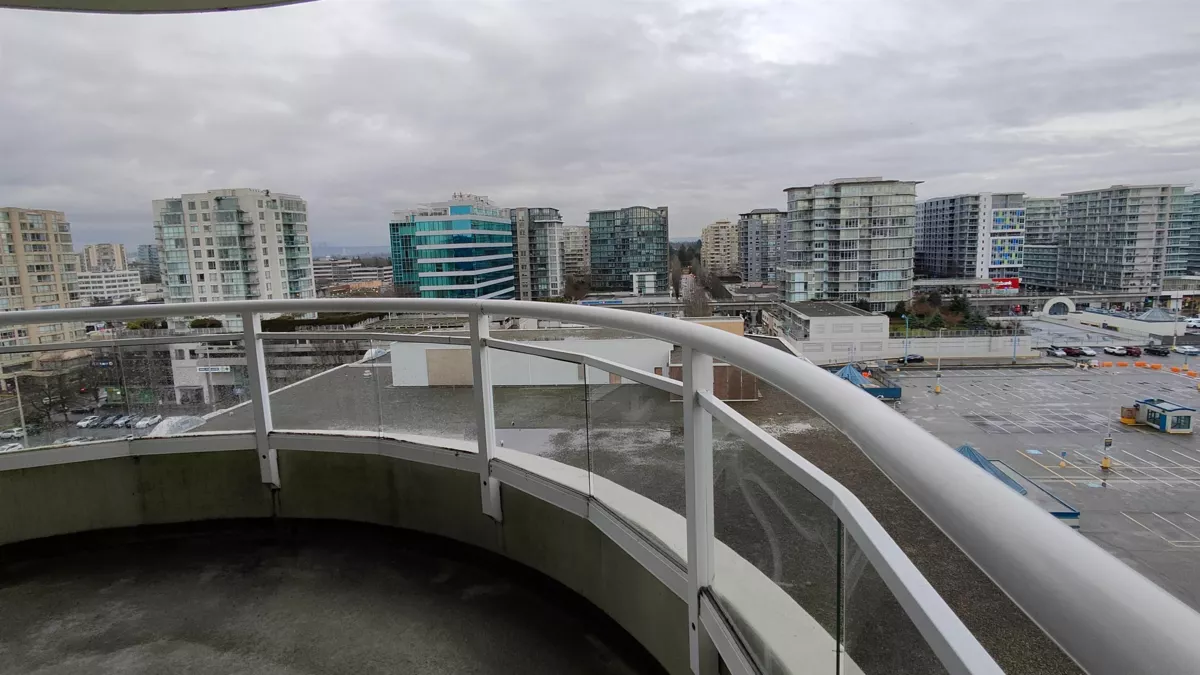 Mudroom Photo of 1106 6080 Minoru Boulevard, Richmond, BC