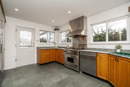 Pantry Photo of 1415 Cornell Avenue, Coquitlam, BC