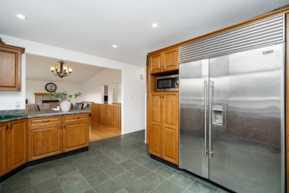 Walk-In Closet Photo of 1415 Cornell Avenue, Coquitlam, BC