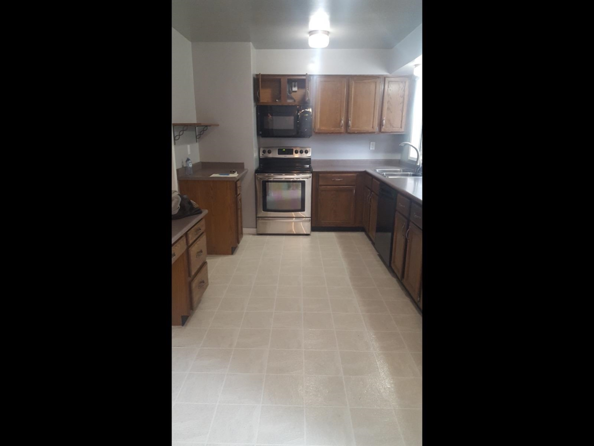 Pantry Photo of 12567 26a Avenue, Surrey, BC