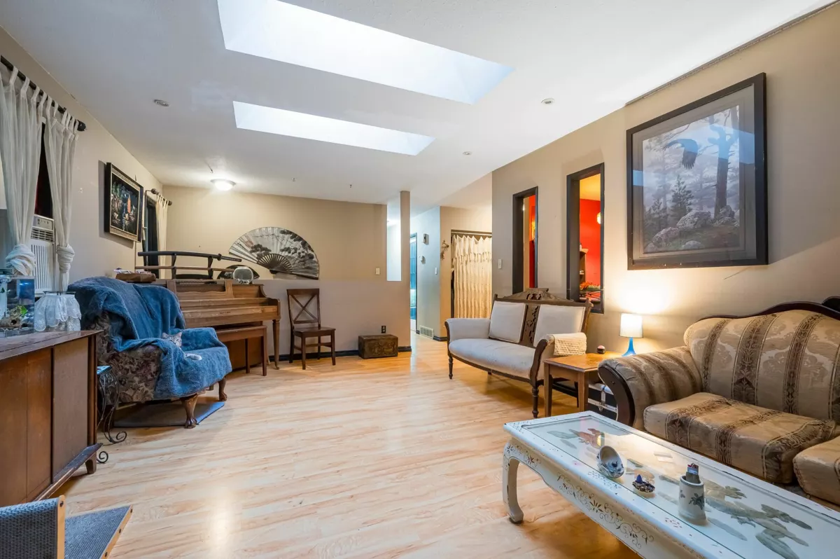 Basement Recreation Room Photo of 32472 Grebe Crescent, Mission, BC