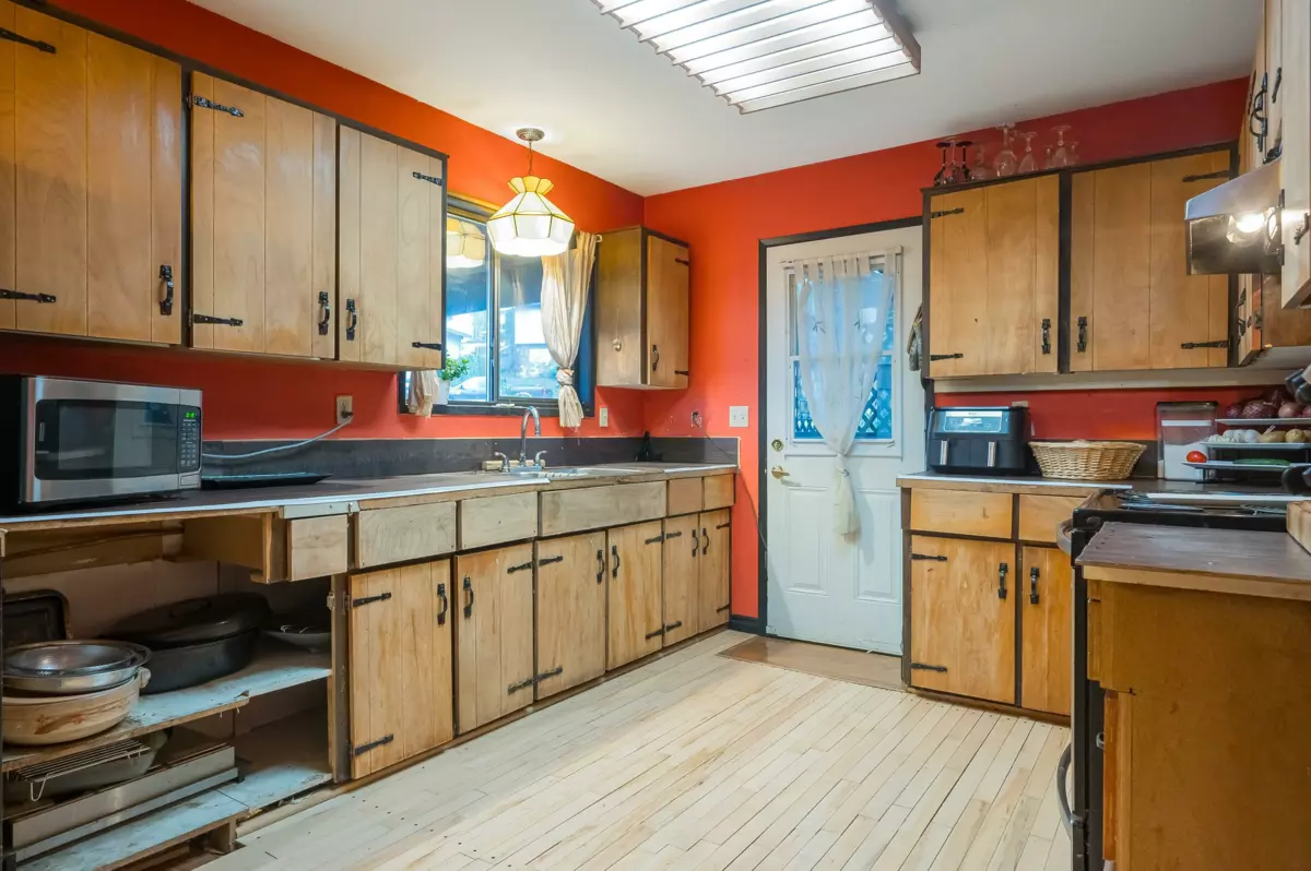 Entry Foyer Photo of 32472 Grebe Crescent, Mission, BC