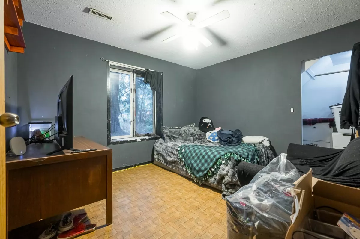 Hot Tub / Spa Photo of 32472 Grebe Crescent, Mission, BC