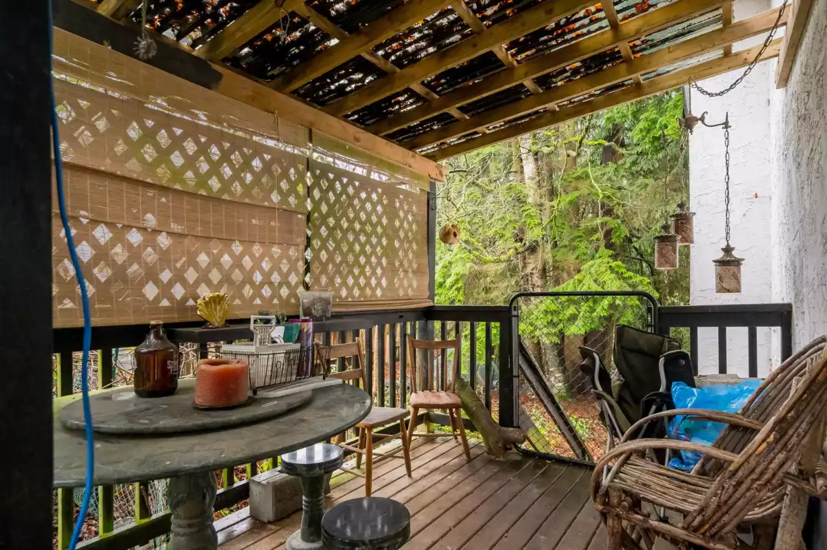 Staircase Photo of 32472 Grebe Crescent, Mission, BC