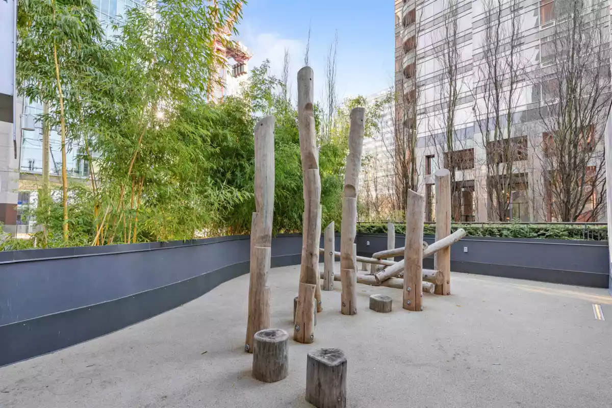 Mudroom Photo of 1504 1568 Alberni Street, Vancouver, BC