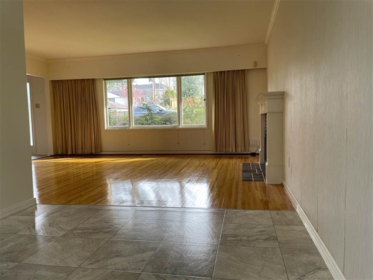 Dining Area Photo of 12677 98 Avenue, Surrey, BC