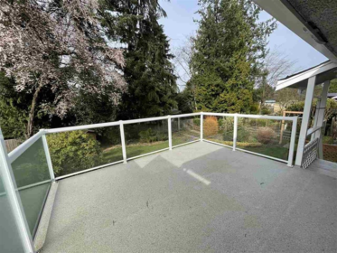 Living Room Photo of 12677 98 Avenue, Surrey, BC