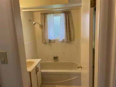 Primary Bedroom Photo of 12677 98 Avenue, Surrey, BC