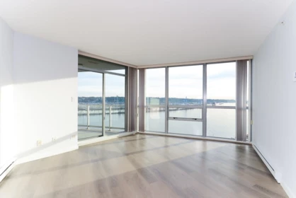 1809 14 Begbie Street, New Westminster, BC