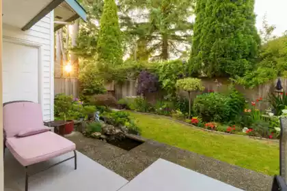 Staircase Photo of 5 12070 216 Street, Maple Ridge, BC