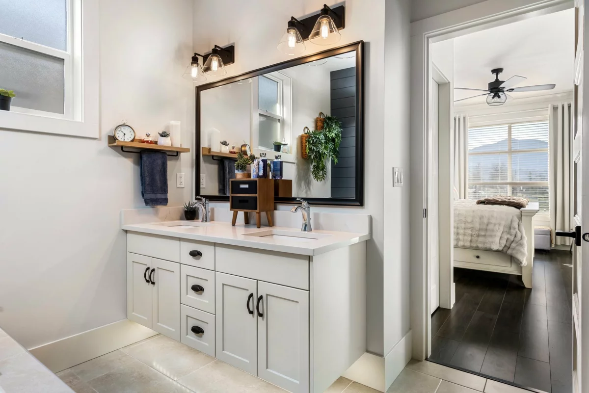 Outdoor Deck Photo of 43 46213 Hakweles Road, Chilliwack, BC