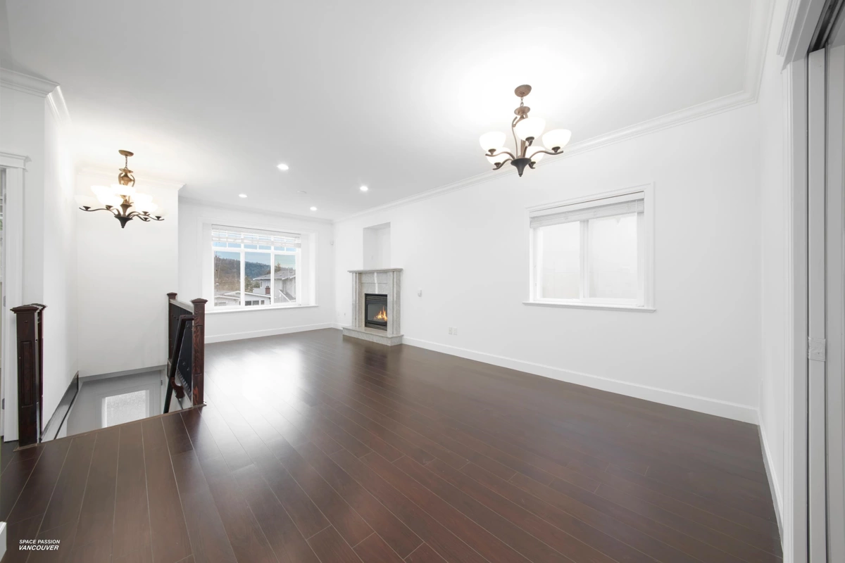 Dining Area Photo of 15 N Fell Avenue, Burnaby, BC