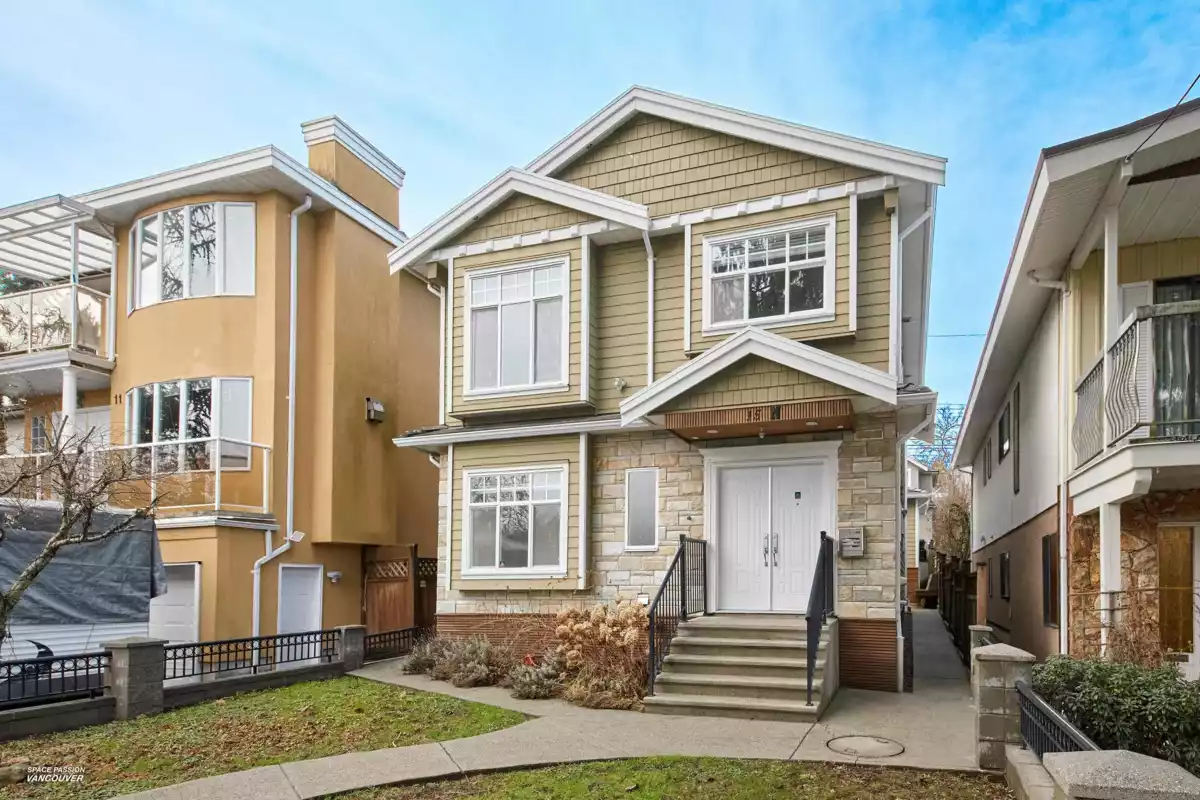 Exterior Rear Photo of 15 N Fell Avenue, Burnaby, BC