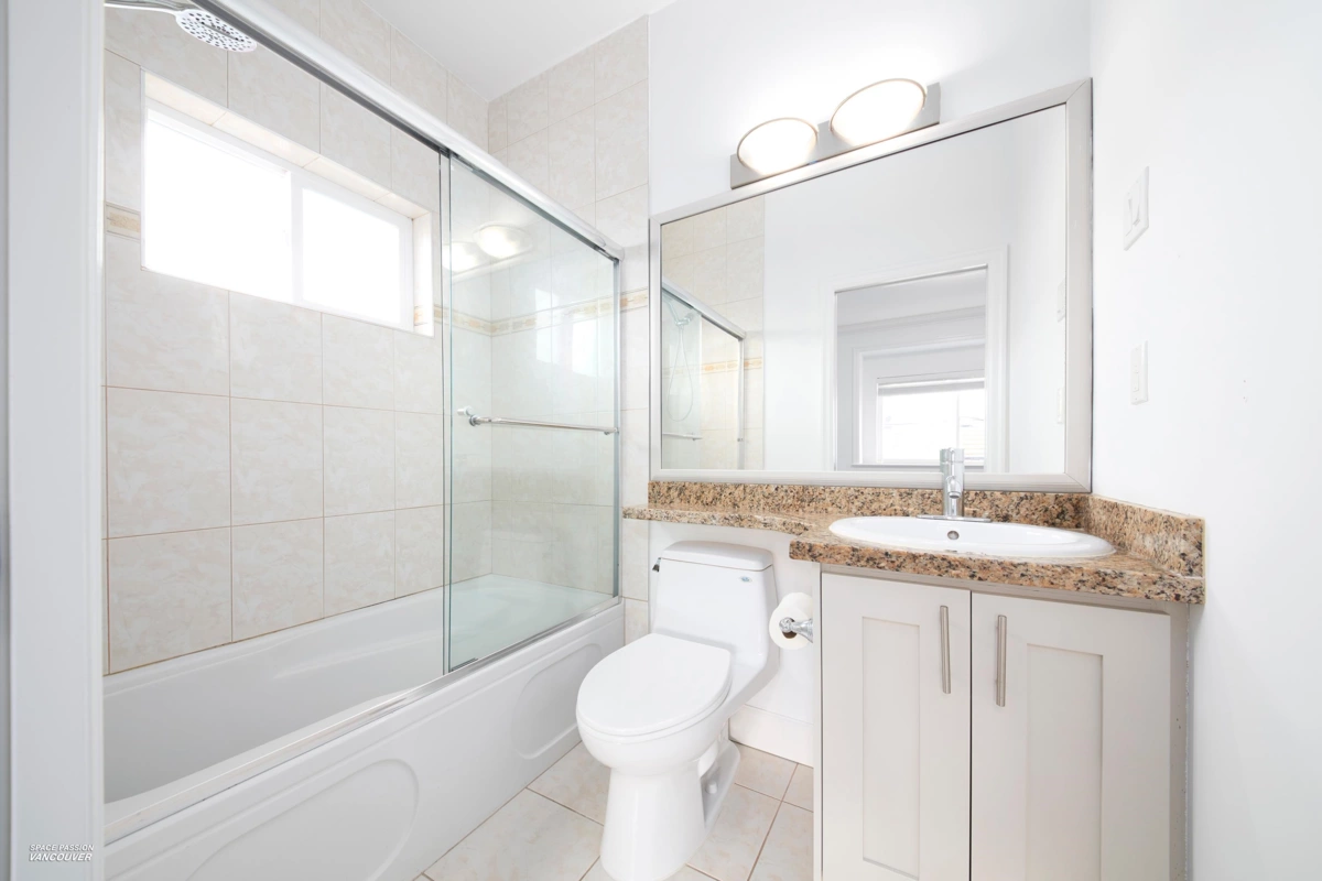 Guest Bathroom Photo of 15 N Fell Avenue, Burnaby, BC