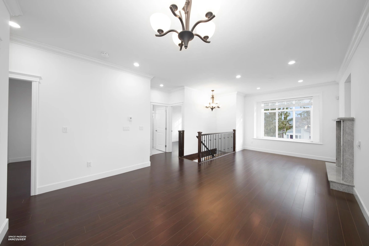 Kitchen Island Photo of 15 N Fell Avenue, Burnaby, BC