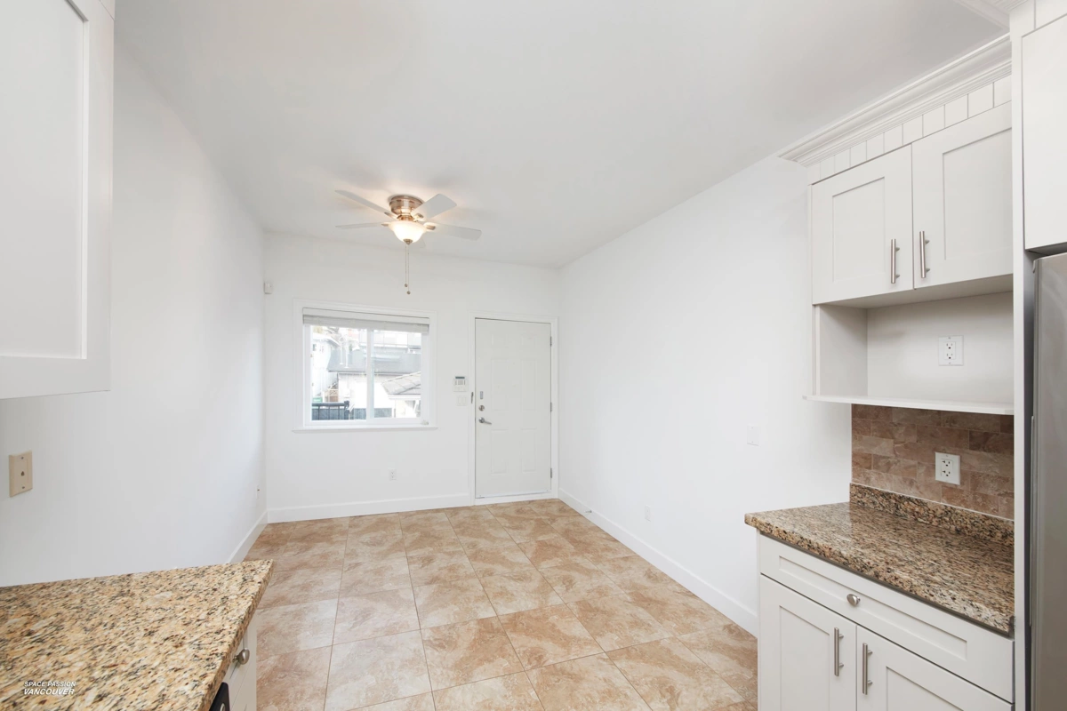 Primary Bedroom Photo of 15 N Fell Avenue, Burnaby, BC