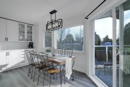 Breakfast Nook Photo of 114 13965 16 Avenue, Surrey, BC