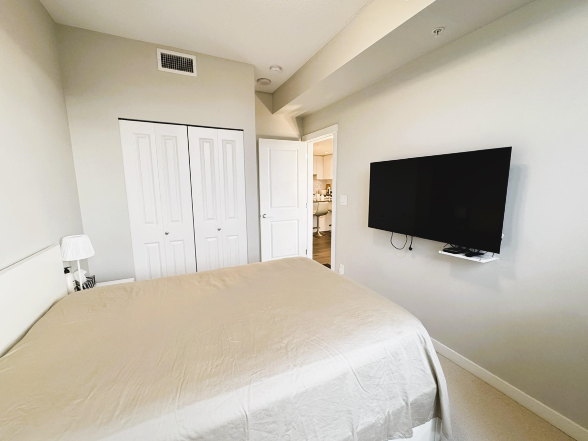 Basement Recreation Room Photo of 501 3487 Binning Road, Vancouver, BC