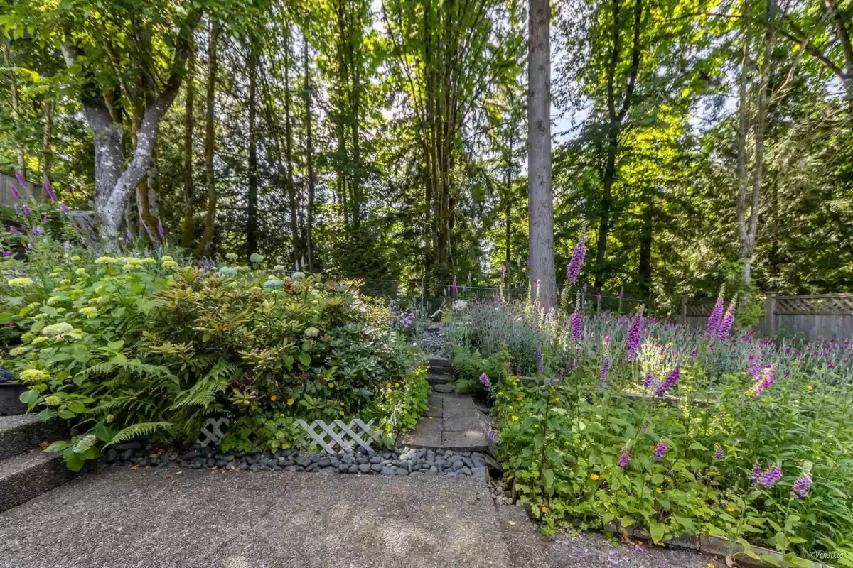 Laundry Room Photo of 14534 St. Andrews Drive, Surrey, BC