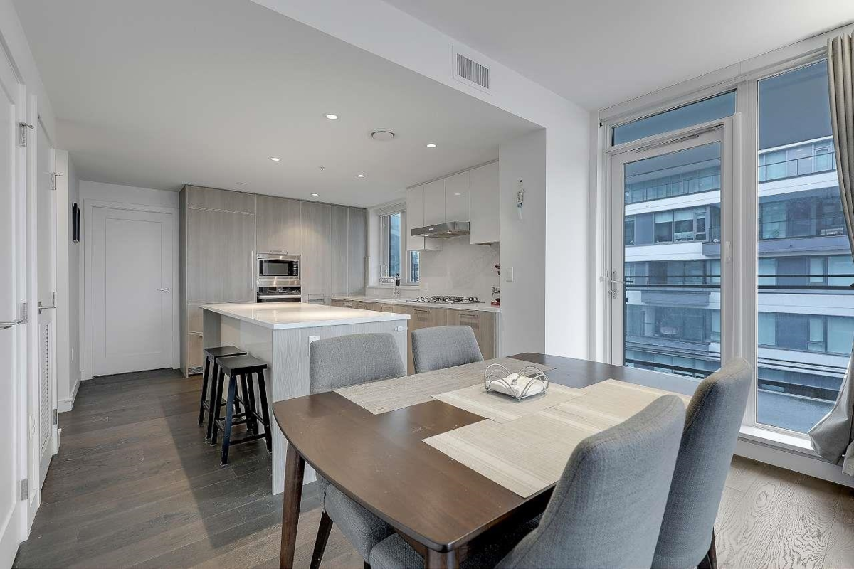 Bedroom 4 Photo of 1003 3331 No. 3 Road, Richmond, BC