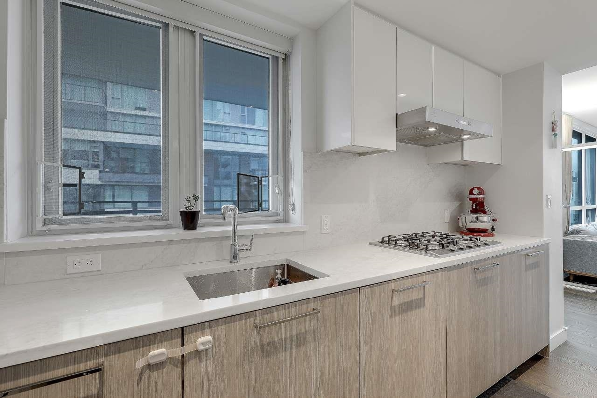 Dining Area Photo of 1003 3331 No. 3 Road, Richmond, BC