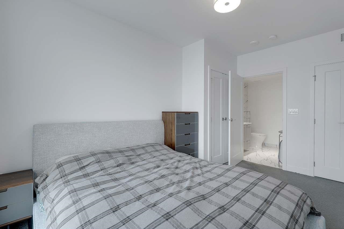 Loft / Bonus Room Photo of 1003 3331 No. 3 Road, Richmond, BC