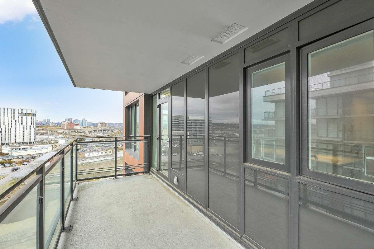 Outdoor Deck Photo of 1003 3331 No. 3 Road, Richmond, BC