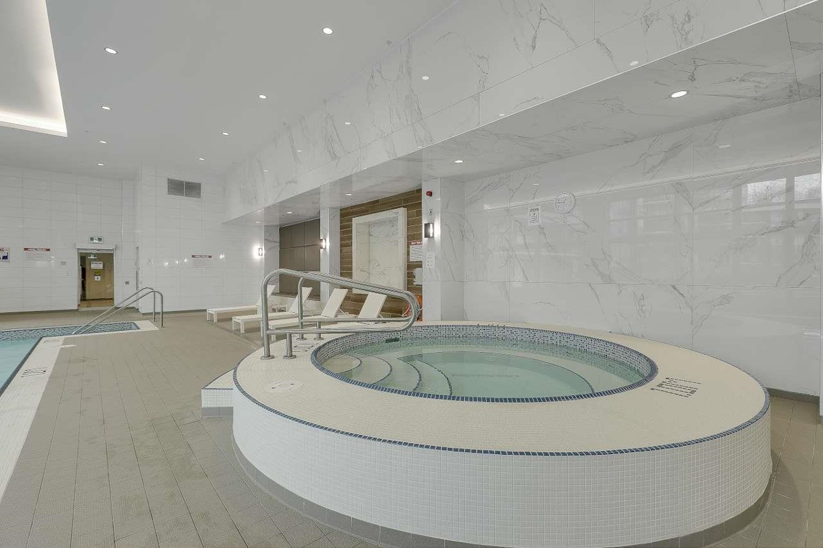 Swimming Pool Photo of 1003 3331 No. 3 Road, Richmond, BC