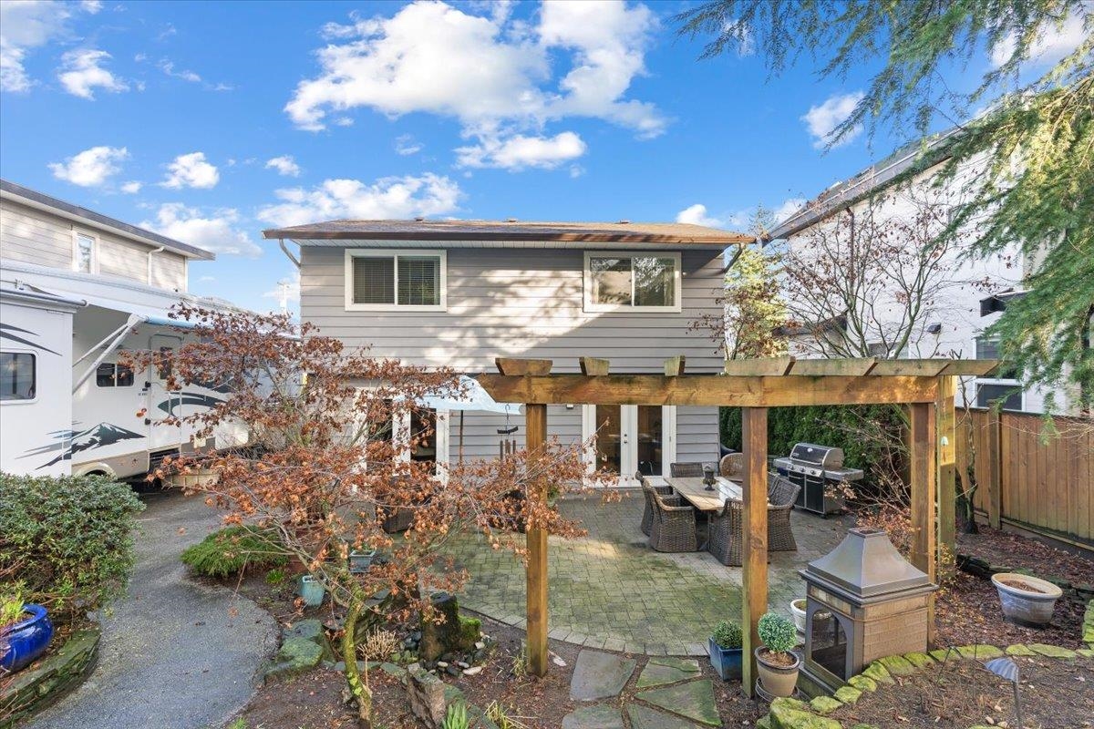 Backyard Photo of 2217 154 Street, Surrey, BC