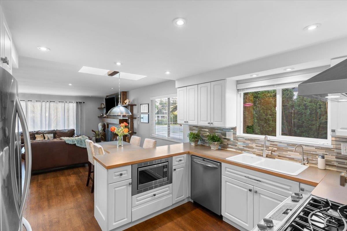 Bedroom 3 Photo of 2217 154 Street, Surrey, BC