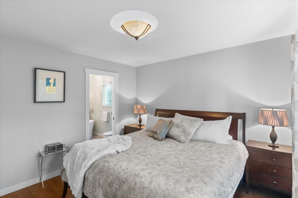 Entry Foyer Photo of 2217 154 Street, Surrey, BC