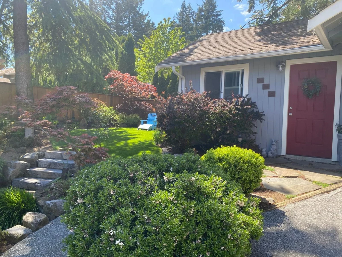 Fitness Center Photo Near 2217 154 Street, Surrey, BC