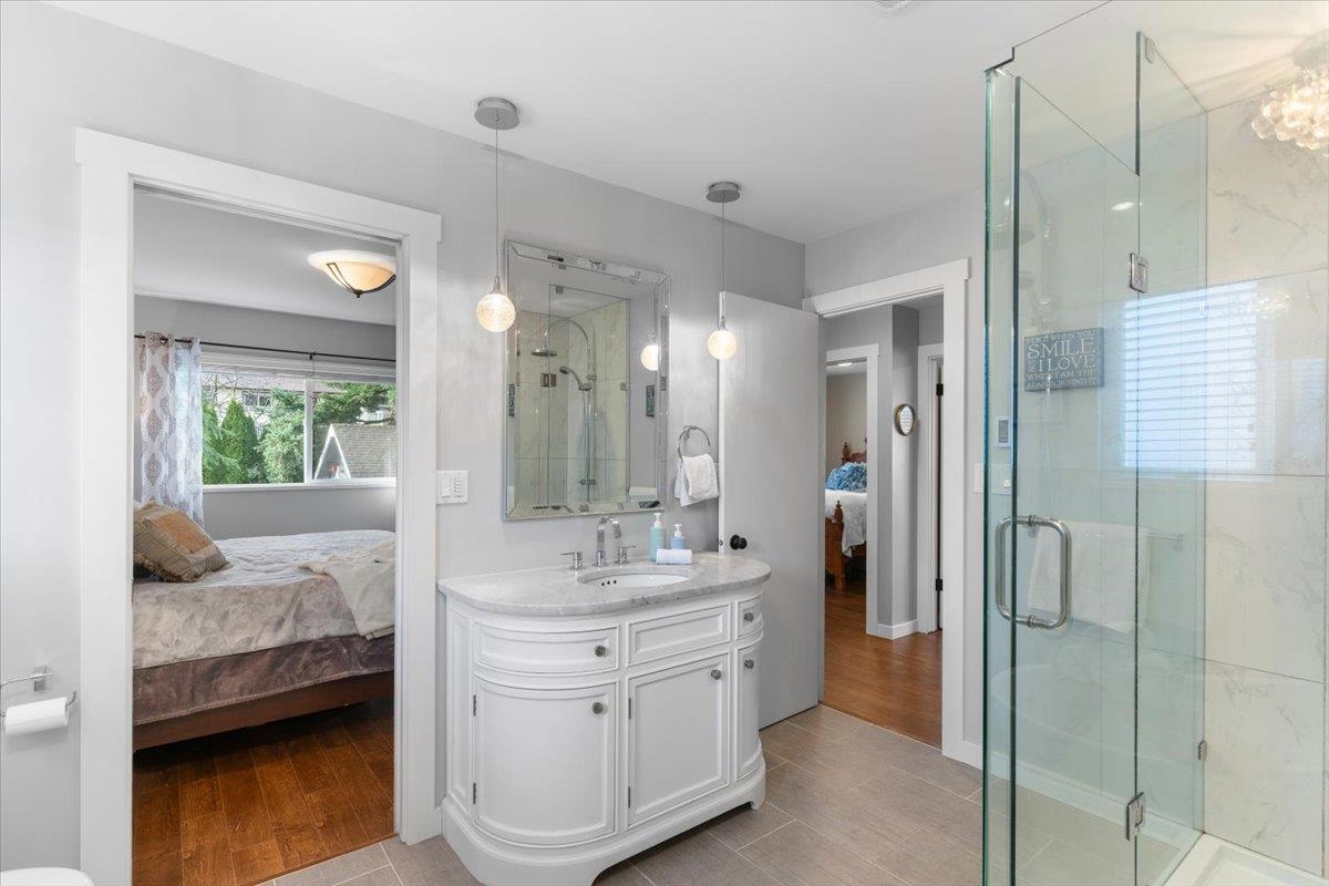 Garage Interior Photo of 2217 154 Street, Surrey, BC