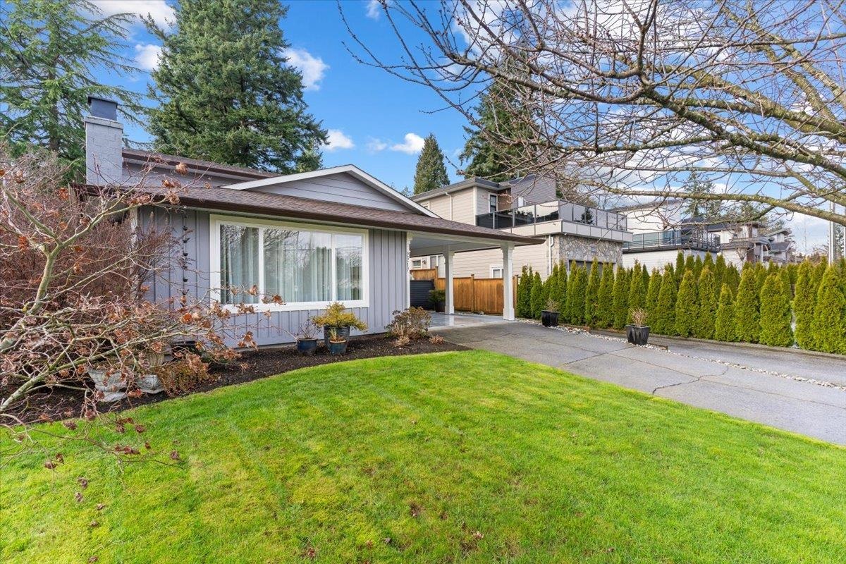 Living Room Photo of 2217 154 Street, Surrey, BC
