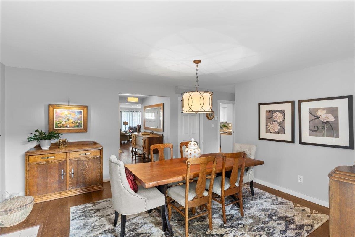 Powder Room Photo of 2217 154 Street, Surrey, BC