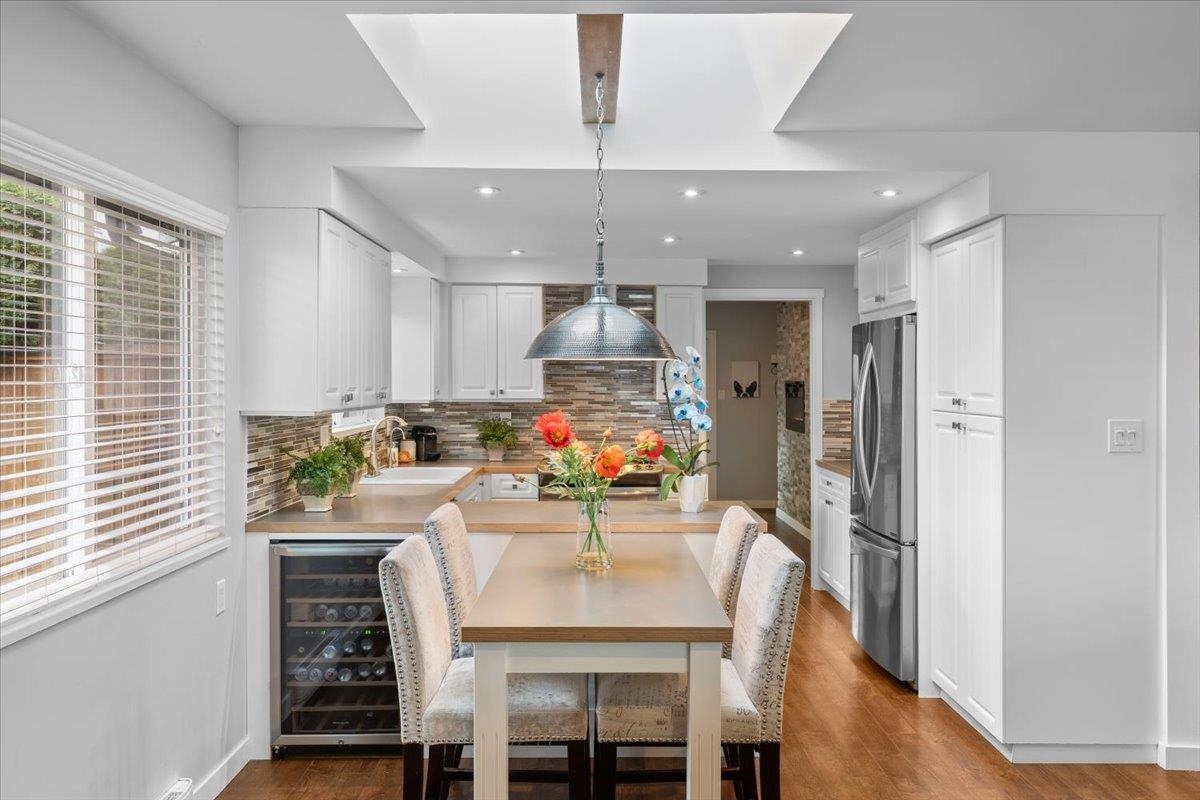 Primary Bathroom Photo of 2217 154 Street, Surrey, BC