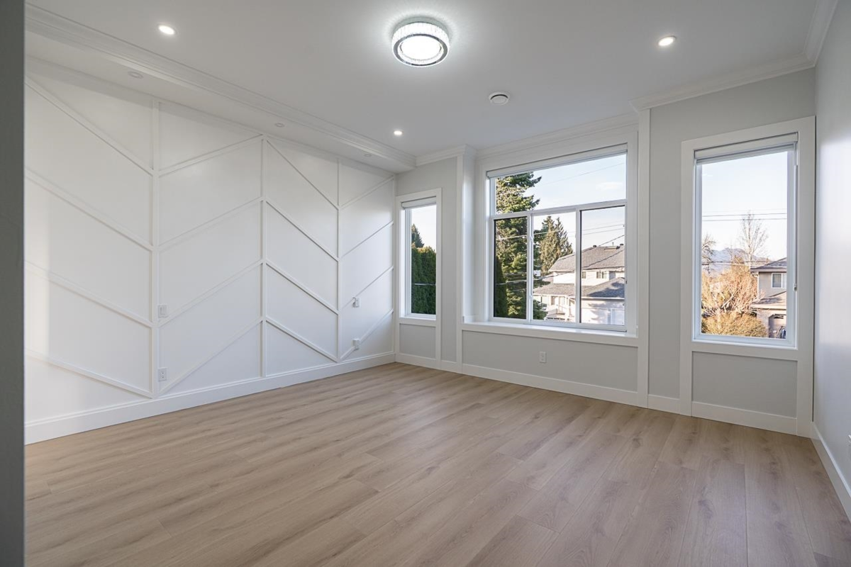 Breakfast Nook Photo of 20290 Telep Avenue, Maple Ridge, BC