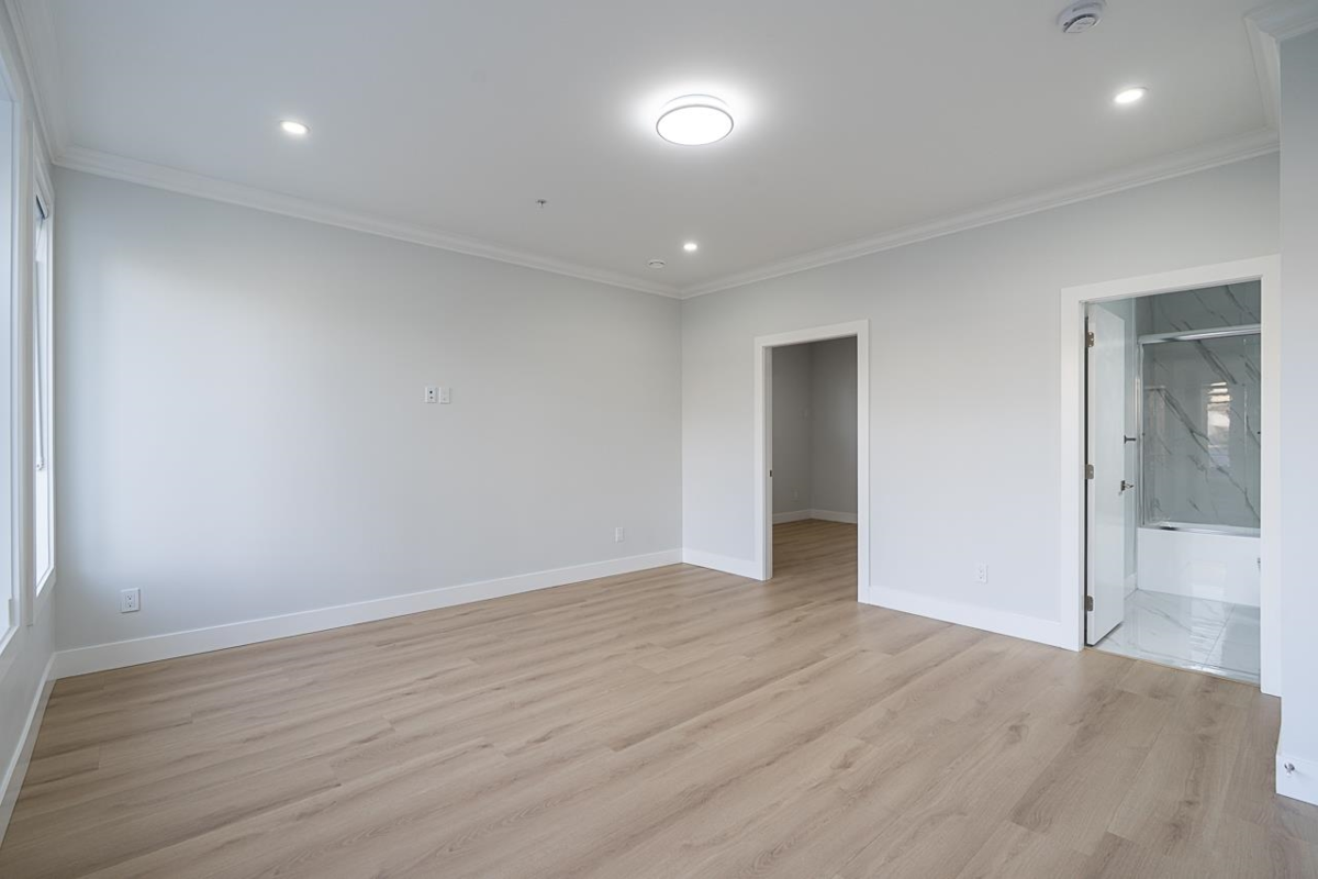 Powder Room Photo of 20290 Telep Avenue, Maple Ridge, BC