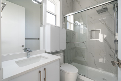 Guest Bathroom Photo of 20290 Telep Avenue, Maple Ridge, BC