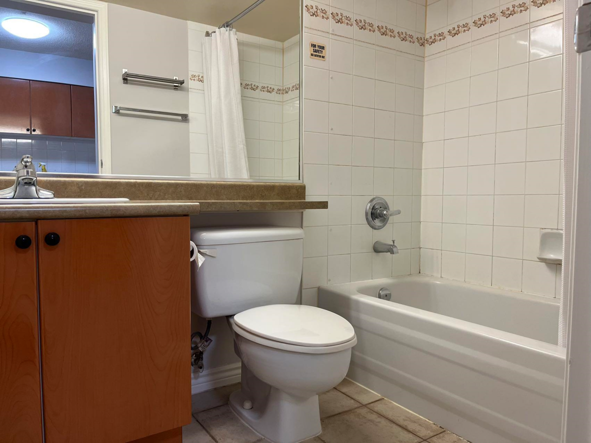 Guest Bathroom Photo of 704 5911 Alderbridge Way, Richmond, BC
